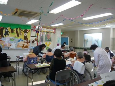 1月お誕生会写真 013